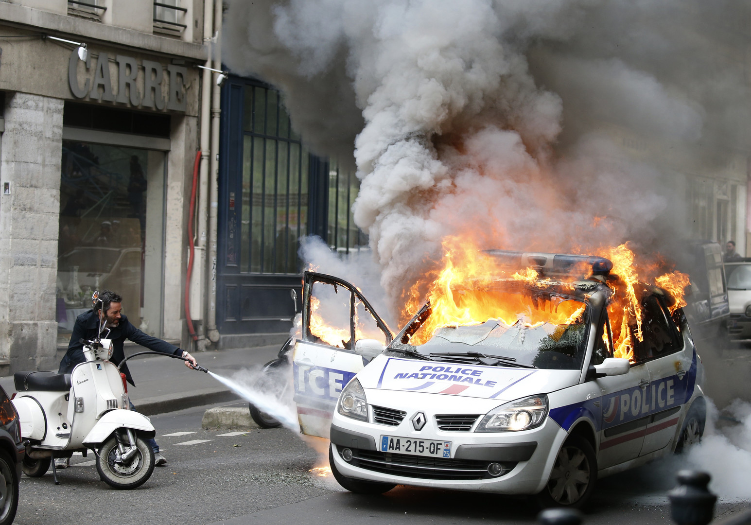 incendie de la voiture de le syndicat des avocats incendie de la voiture de le syndicat des avocats