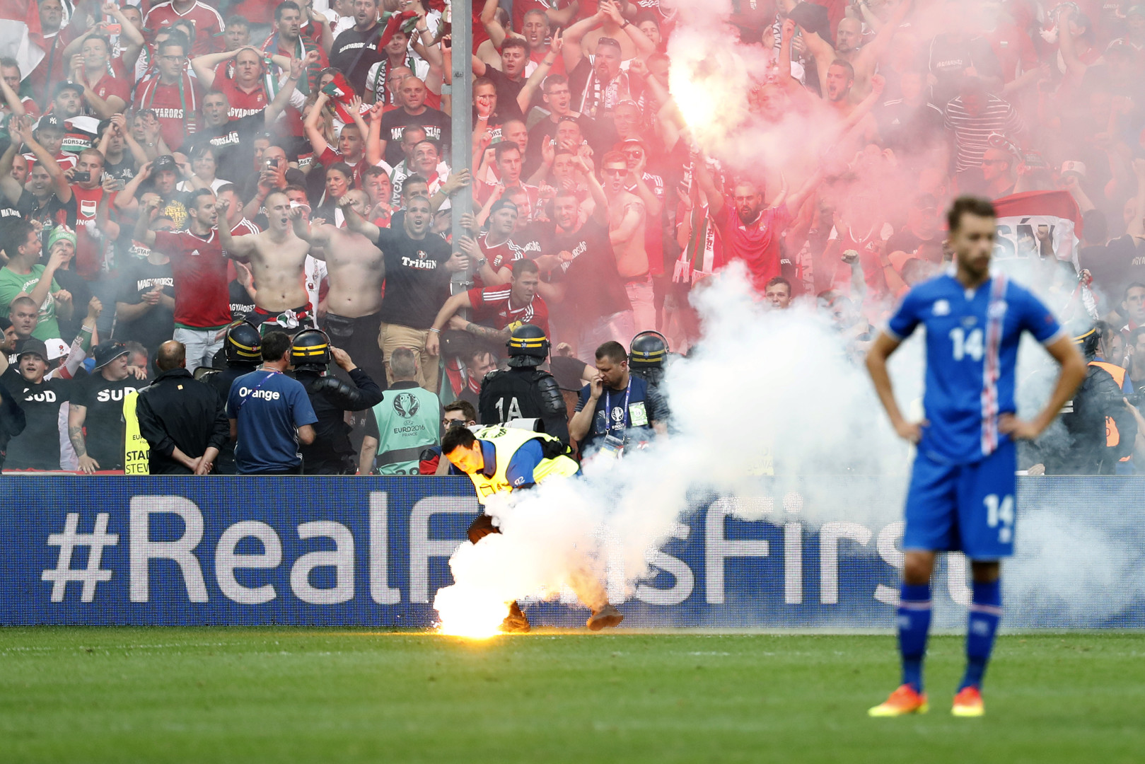 Euro 2016 : Procédures disciplinaires contre la Hongrie, la Belgique et le Portugal (VIDEOS)