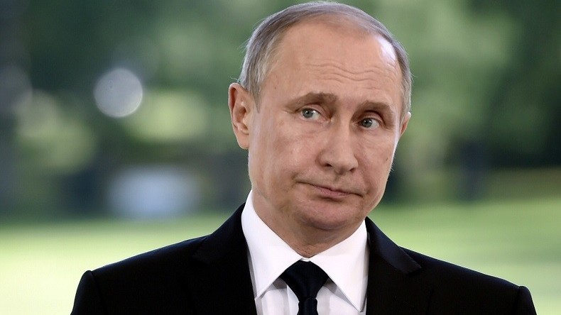 Vladimir Poutine promet des réactions de la Russie si la Finlande rejoint l'OTAN