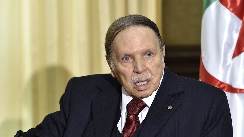 Algérie : première apparition publique du président Bouteflika depuis un an (VIDEO)