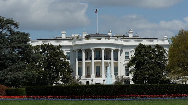 Forbes : Washington ferait mieux de suivre l’exemple d’Ankara et renouer des relations avec Moscou