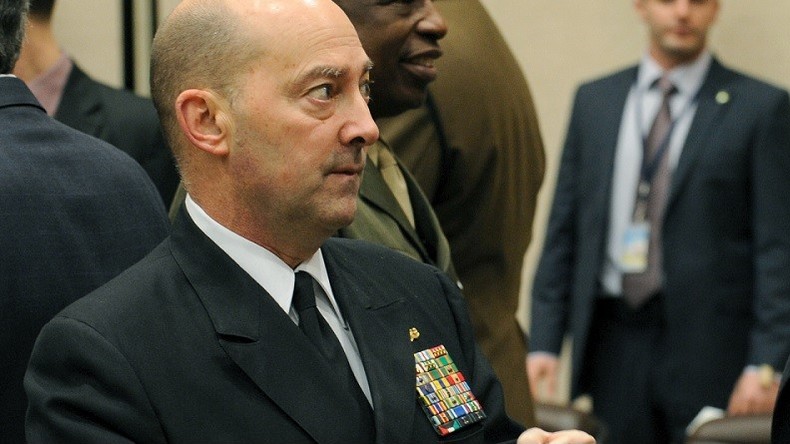 L’amiral qui croit à une guerre nucléaire avec Moscou, futur vice-président d’Hilary Clinton ?