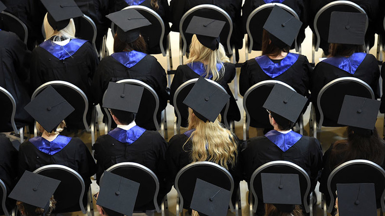 Un élève musulman refuse la poignée de main de sa proviseure, la remise des diplômes boycottée