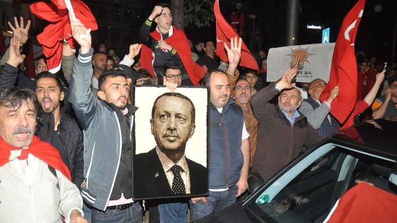 Turquie : les multiples mesures d’Erdogan contre l'opposition n’ont pas réussi à empêcher le putsch
