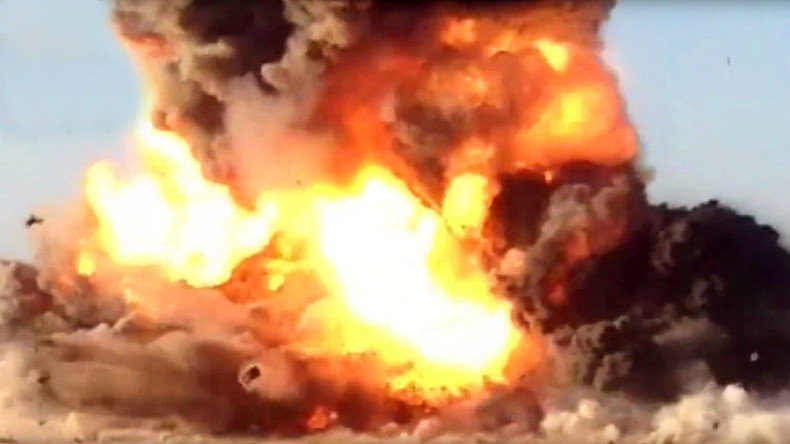L’armée irakienne fait exploser un camion-kamikaze de Daesh au lance-roquettes (VIDEO)