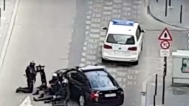 Bruxelles : le suspect arrêté serait un étudiant en ondes et radiations (IMAGES)