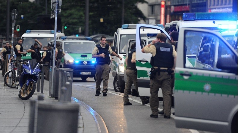 «Un nouvel acte ignoble», les réactions affluent après la fusillade meurtière de Munich