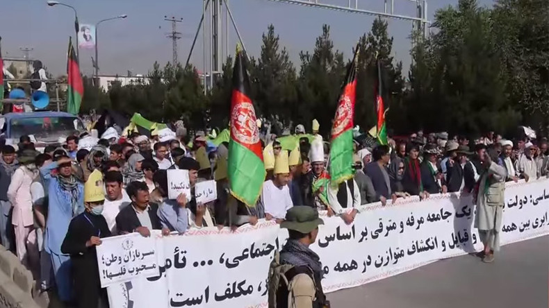 Afghanistan : au moins 80 morts dans un attentat de Daesh lors d'une manifestation (IMAGES CHOC)