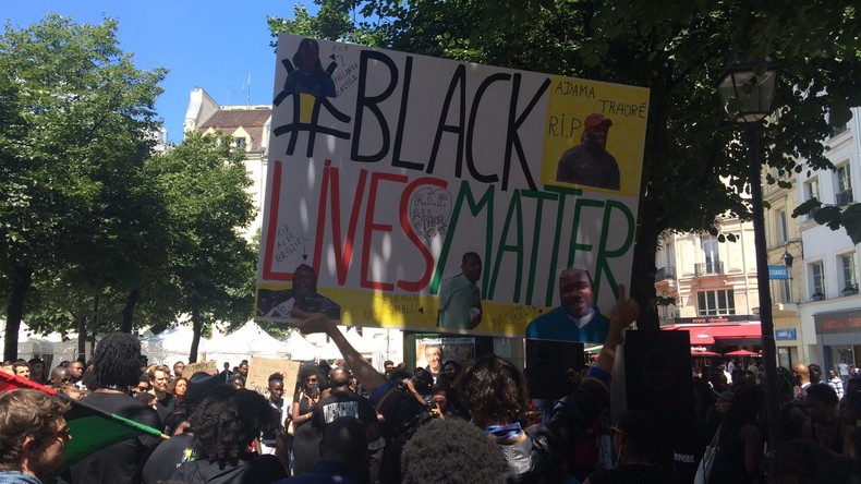 Le Collectif Black Lives Matter se rassemble à Paris