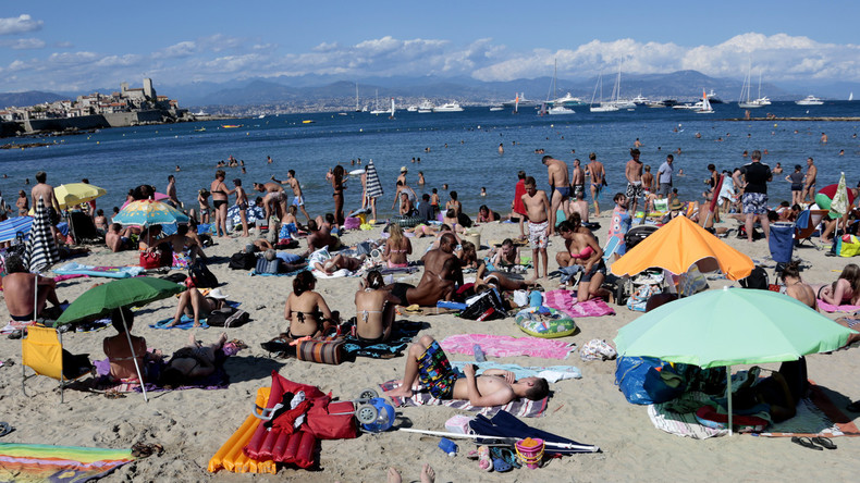 «80 militaires sont en chemin pour Antibes» : un faux SMS viral provoque un début de panique