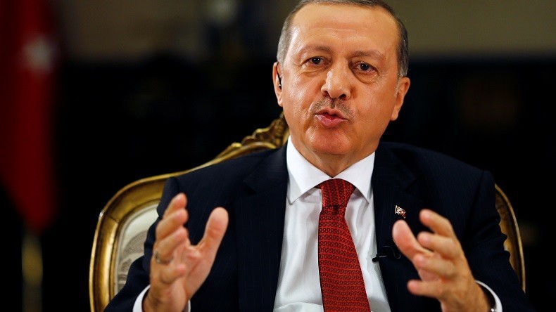 Turquie : Erdogan fustige l'Occident pour son manque de solidarité après le coup d'Etat avorté