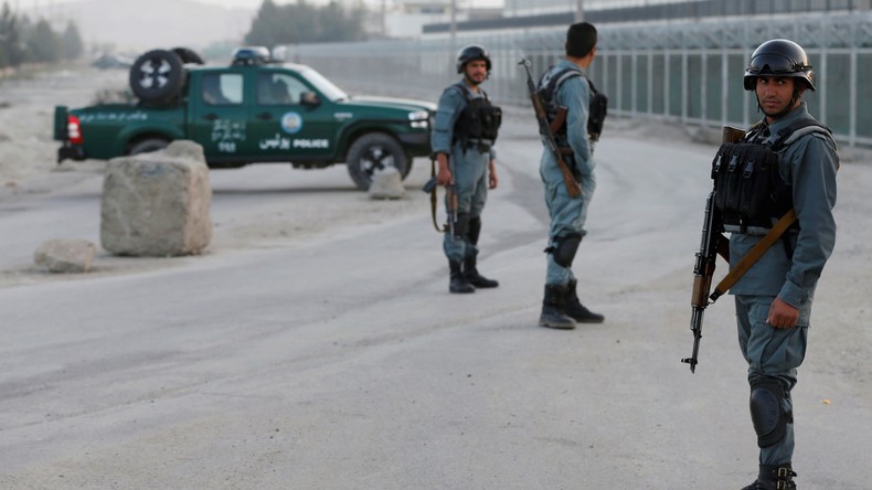 Les Talibans visent un hôtel de Kaboul avec un camion piégé