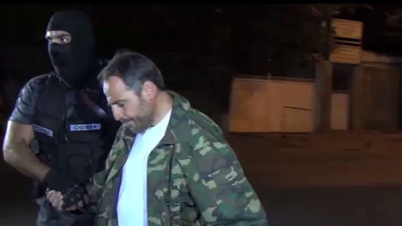 Erevan : 20 preneurs d’otage se rendent après deux semaines de siège d’un poste de police (VIDEO)