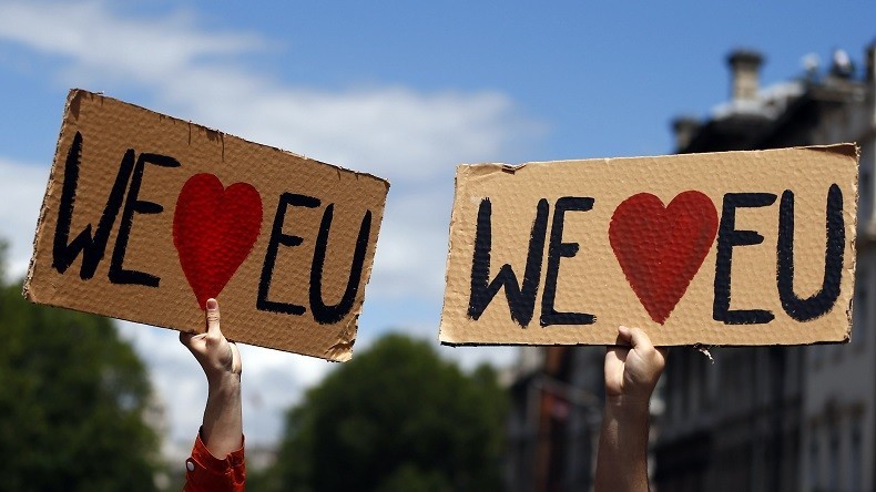 La France aurait proposé la Légion d’honneur au Financial Times pour sa couverture de l’UE