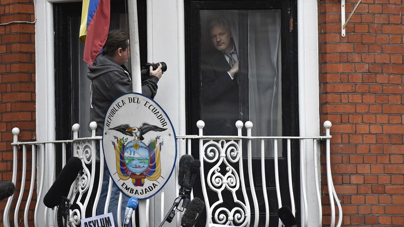 L’Equateur autorise la Suède à interviewer Julian Assange dans son ambassade à Londres