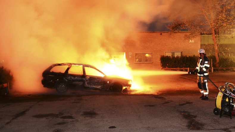 Suède : 16 voitures incendiées durant la nuit à Malmö pour un motif inconnu
