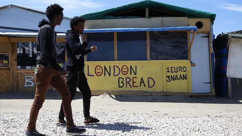 Calais : le tribunal rejette le démantèlement des commerces illégaux et suscite l'incompréhension