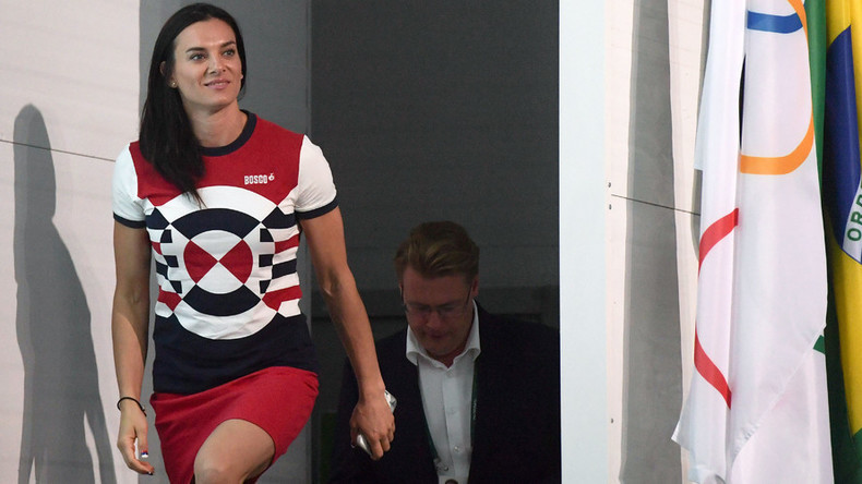 Après son éviction des JO, la perchiste russe Yelena Isinbayeva annonce sa retraite sportive