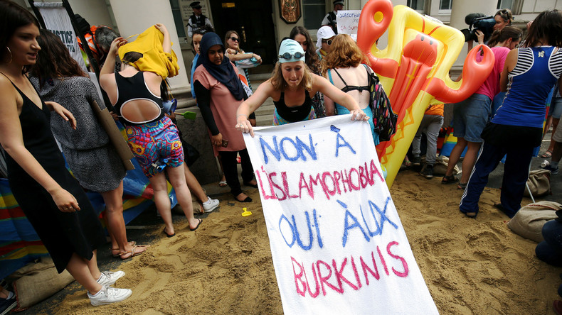 Burkini : le Conseil d'Etat ajourne sa séance et rendra son verdict vendredi 26 août à 15h