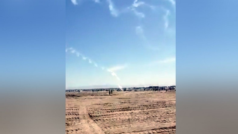 Chine : un pilote se tue lors d'un spectacle d'acrobaties aériennes (VIDEO)