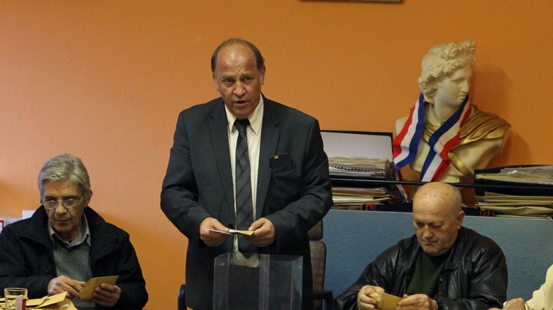 Le maire corse qui «voulait exclure tous les Maghrébins» s'est tué à moto