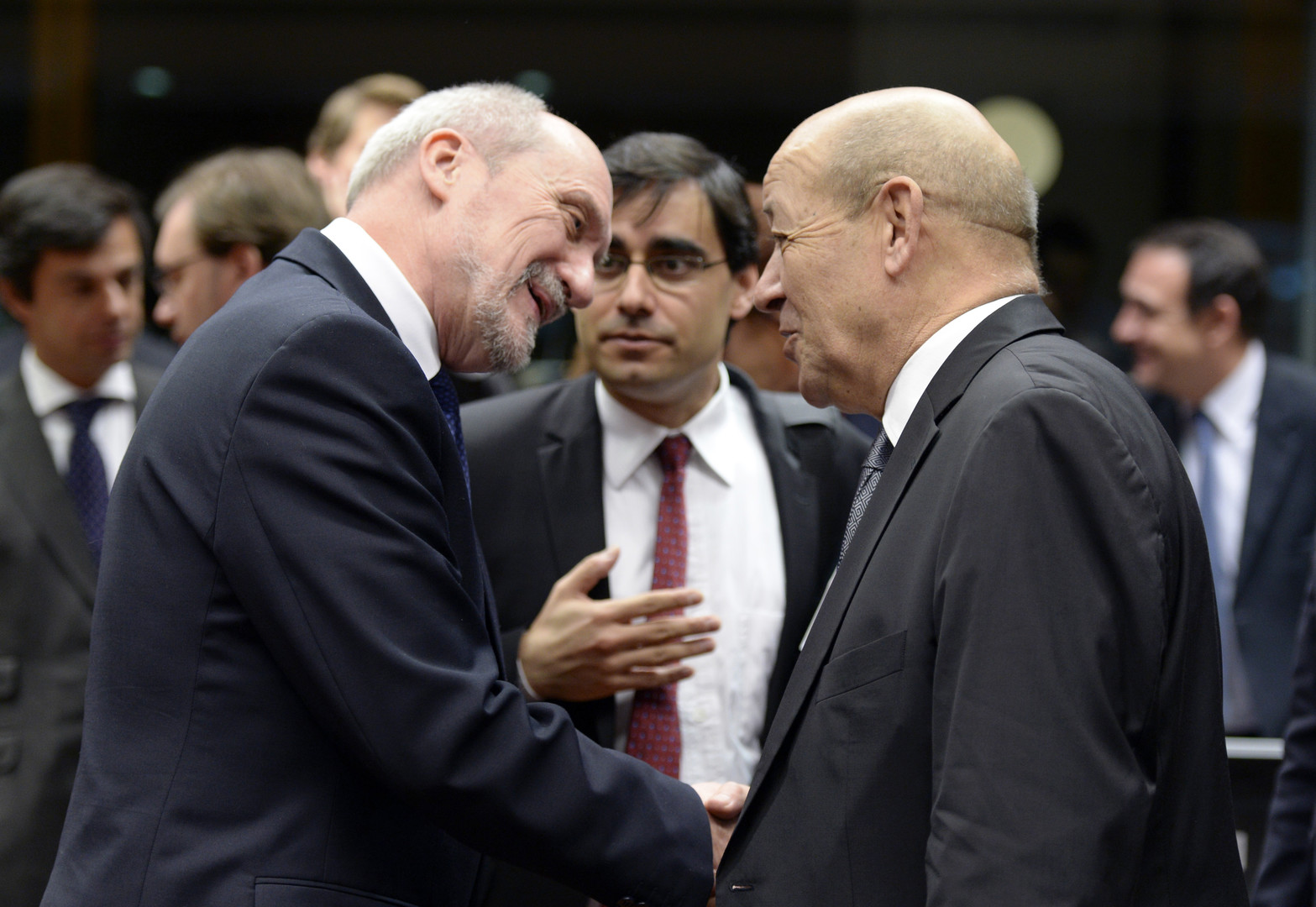 Antoni Macierewicz, antisémite, complotiste ... mais ministre de la Défense russophobe fréquentable