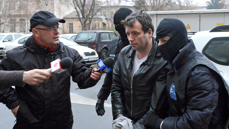 Le hacker Guccifer condamné à plus de 4 ans de prison pour avoir diffusé des mails d'Hillary Clinton