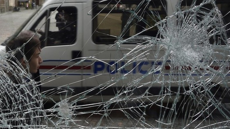Un local du PS «saccagé» à Paris ? Les images démentent la version de Cambadélis (VIDEO)