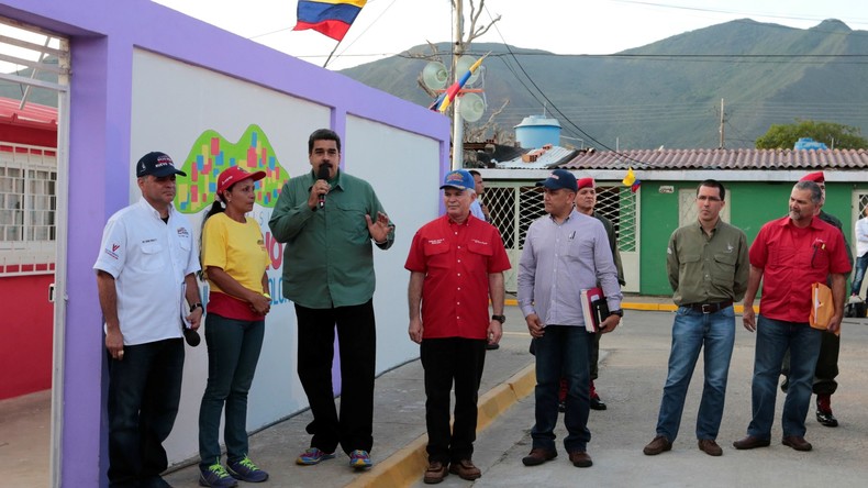 Le président du Venezuela Nicolas Maduro aurait été pourchassé par des manifestants (VIDEO)
