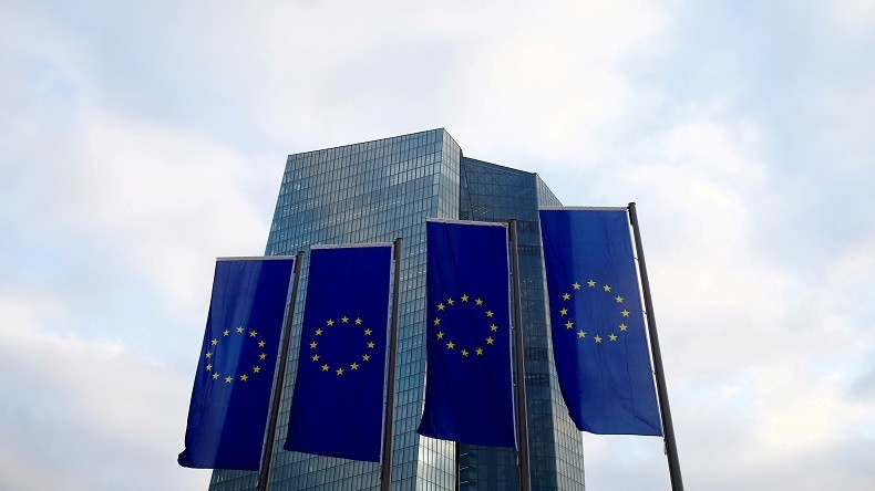 Sanctions contre la Russie : l'UE prolonge de six mois l'interdiction de voyage et le gel des avoirs