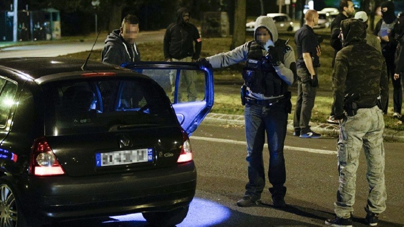 Bonbonnes de gaz dans une voiture : les trois femmes voulaient venger un cadre de Daesh
