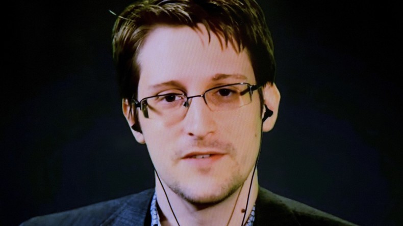 Des difficultés linguistiques et une vie solitaire : Edward Snowden raconte son vécu en Russie