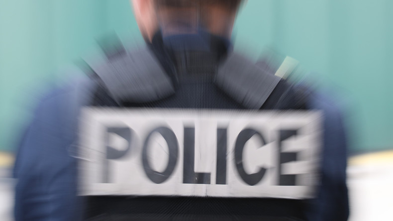 Annecy : la police débarque chez lui après une blague téléphonique sur Daesh