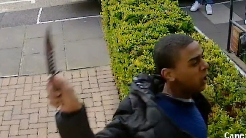 Londres : attaque au couteau de chasse en pleine ville (VIDEO)