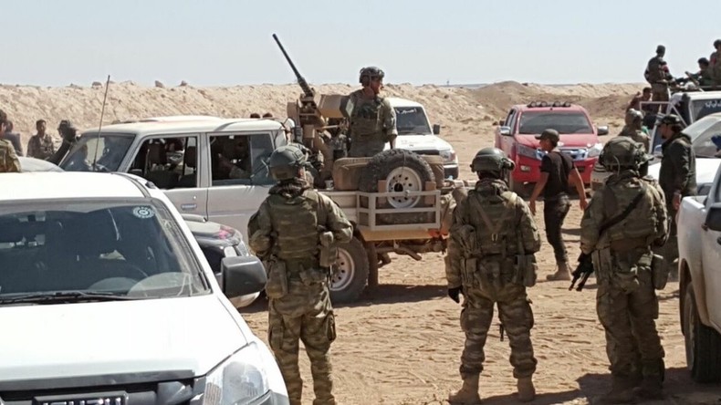 «Porcs ! Infidèles !» : des soldats US contraints de fuir les rebelles «modérés» à Alep (VIDEO)