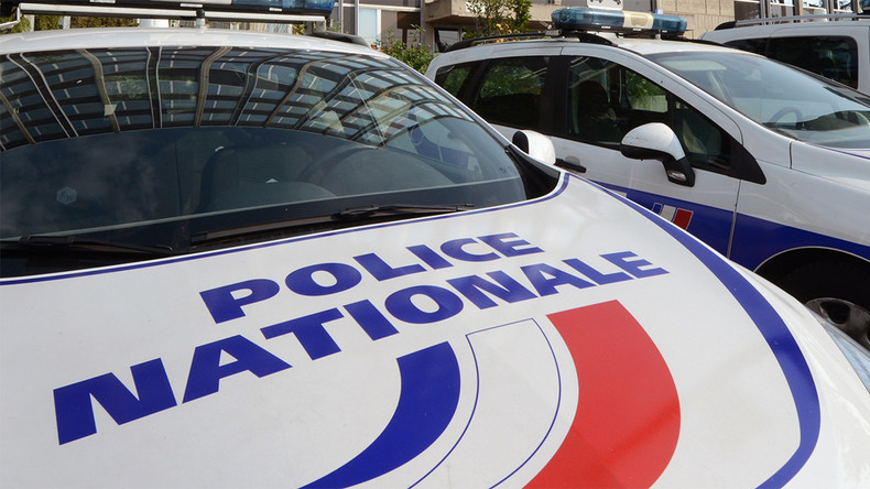 Paris : la police libère cinq individus suspectés de vouloir acheter des kalachnikovs