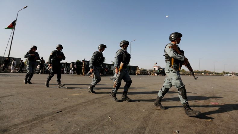 Des frappes aériennes américaines ont tué huit policiers afghans, selon des responsables de Kaboul