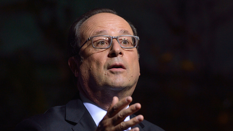 «Homme d'Etat mondial» : le prix obtenu par François Hollande fait mourir de rire la twittosphère