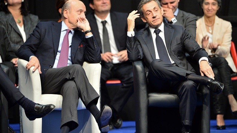 «Nullité du débat politique» : Alain Juppé montre les crocs face à son rival Nicolas Sarkozy
