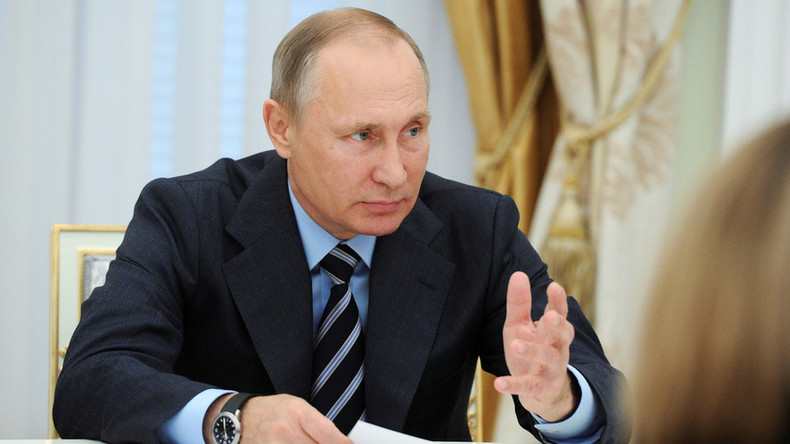 Vladimir Poutine : il n’était pas nécessaire de démanteler l’Union soviétique