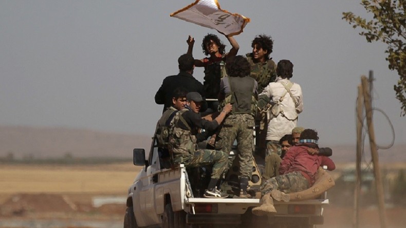 Le Wall Street Journal qualifie de «rebelles» des terroristes ayant décapité un enfant