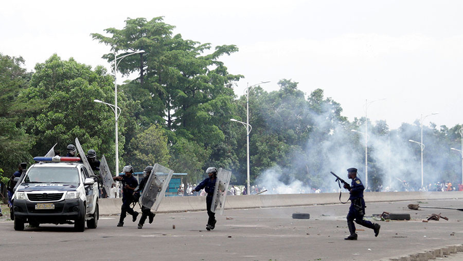 RD Congo : jusqu’à 50 morts et un policier brûlé vif lors de manifestations antigouvernementales