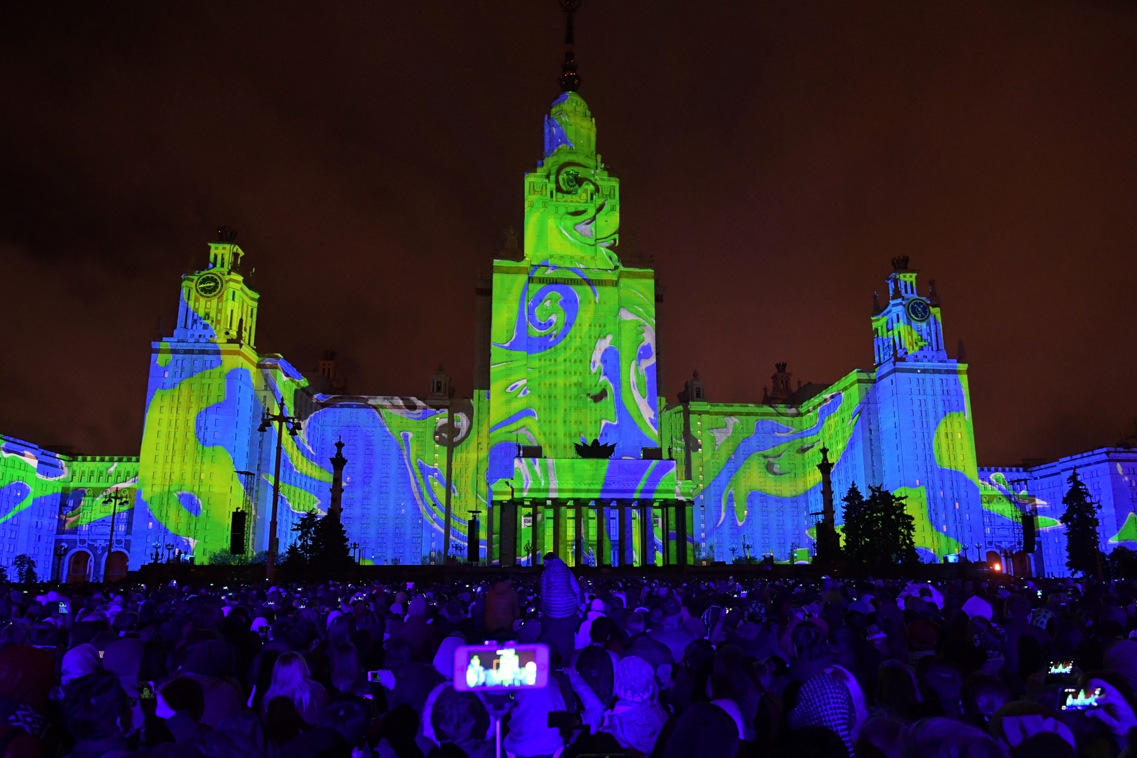 Moscou : les mascottes de la Coupe du monde 2018 révélées lors du du festival «Cercle de lumière»