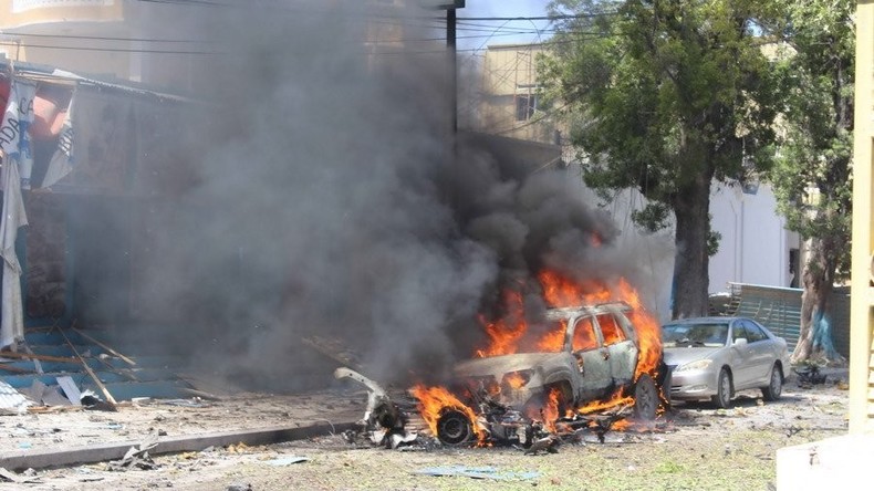 Somalie : au moins trois morts dans l'explosion d'une voiture piégée à Mogadiscio