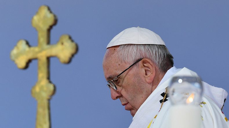 «Une guerre mondiale contre la famille» : le pape François pourfend la théorie du genre