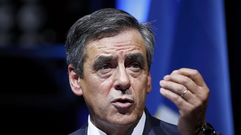 Pour Fillon, il faut cesser de défendre en Syrie valeurs et idées se traduisant en années de guerre