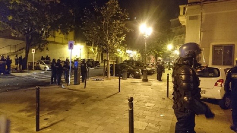 Bastia : quatre policiers blessés lors d'un rassemblement en soutien à trois nationalistes (VIDEO)
