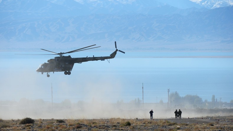Un hélicoptère russe avec de l’aide humanitaire à bord a été pris pour cible en Syrie