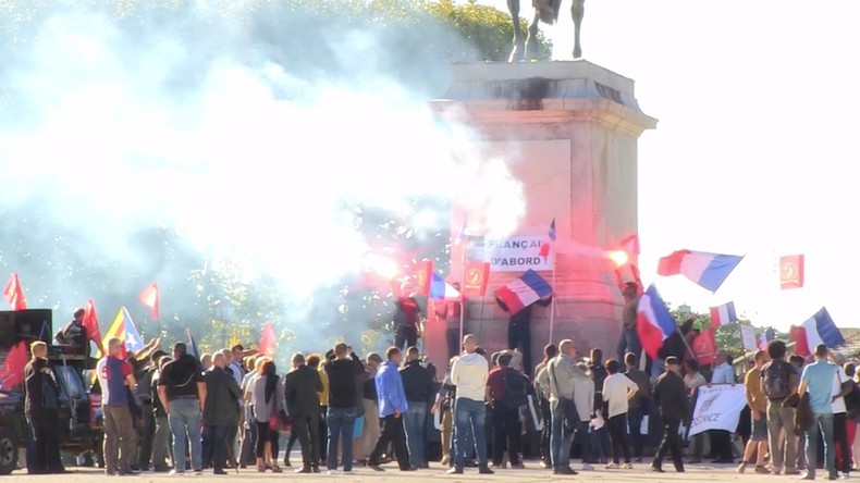 Des manifestants pro et anti-réfugies se sont fait face à Montpellier (VIDEO)