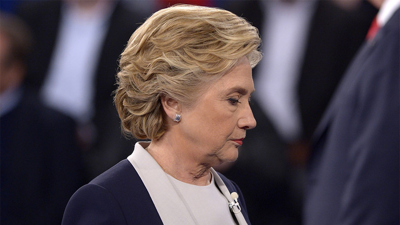 Wikileaks diffuse un deuxième lot de plus de 2 000 courriels du chargé de campagne d'Hillary Clinton